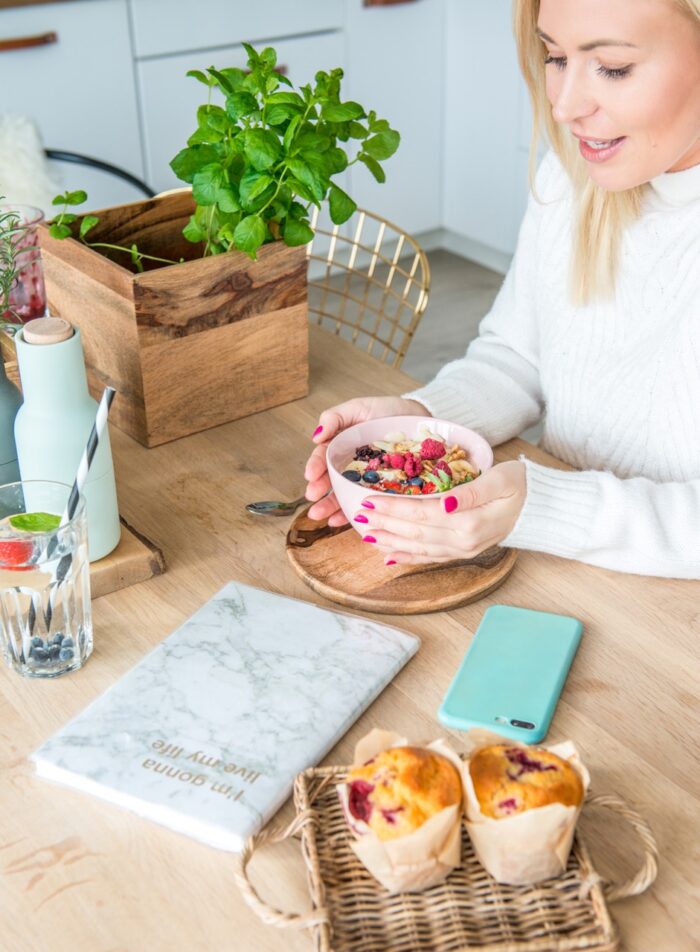 Śniadanie z pysznym smoothie bowl (55540)