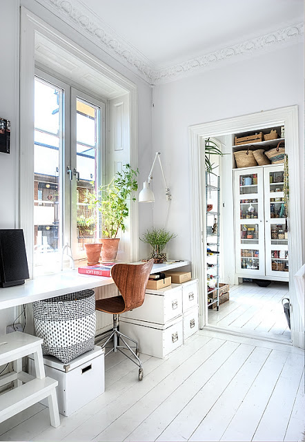 skanynawski salon,skandynawskie wnetrza,białe wnetrza,jak urządzić skandynawskie mieszkanie skanynawski salon,skandynawskie wnetrza,białe wnetrza,jak urządzić skandynawskie mieszkanie