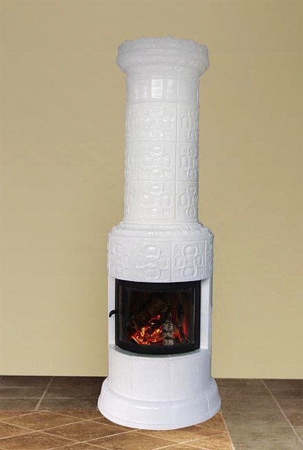 piec biały,piec biały, ceramiczny piec,stylowy pionowy piec,pionowy kominek,wysoki kominek,skandynawski kominek